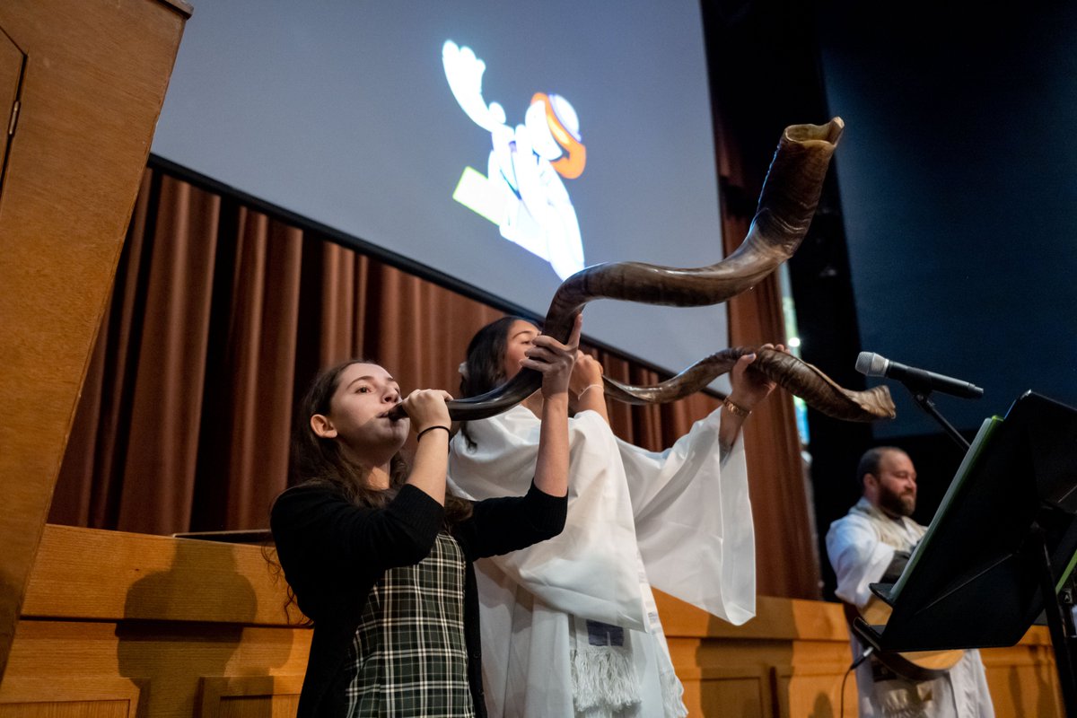 ShirShalom's tweet photo. Rosh Hashanah Family Services were a “blast!” Hope you can join us for our Yom Kippur experiences, which have something for everyone. To learn more about celebrating the High Holy Days at Temple Shir Shalom, visit https://t.co/nD0pGOOPbL https://t.co/MGLRI6iYQV