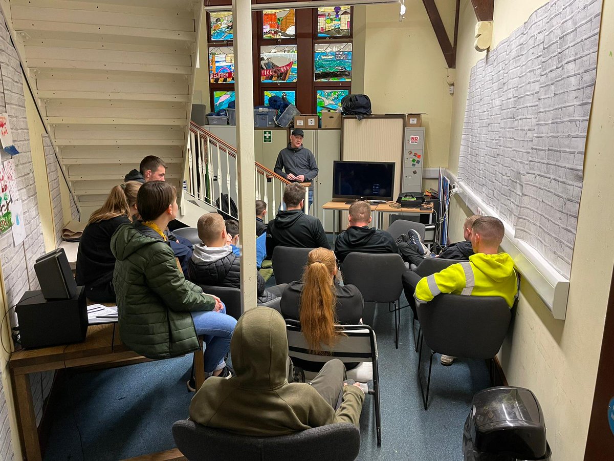DRCYouthProject's tweet photo. The hardhitting sessions with @MAVscotland and their fantastic partner @callum2591 continued and we really feel they're having a positive impact after discussions with the YP. We look forward to working on this right up to the Christmas break. #youngteam #positivediscussions https://t.co/uo98dzNQmO