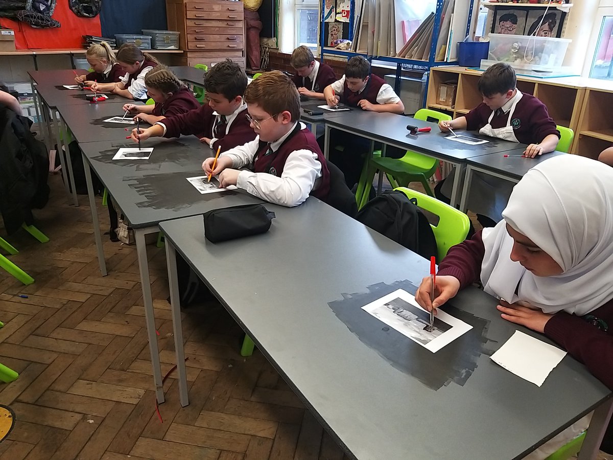 FlintHighArt's tweet photo. First Clwb Celf of the year welcomed new year 7 artists! Tonight we produced artwork to support @flint_english in a cross curriculum castle project. Fantastic mono prints of Flint Castle 👏 @flinthigh https://t.co/DZyMbP95V2