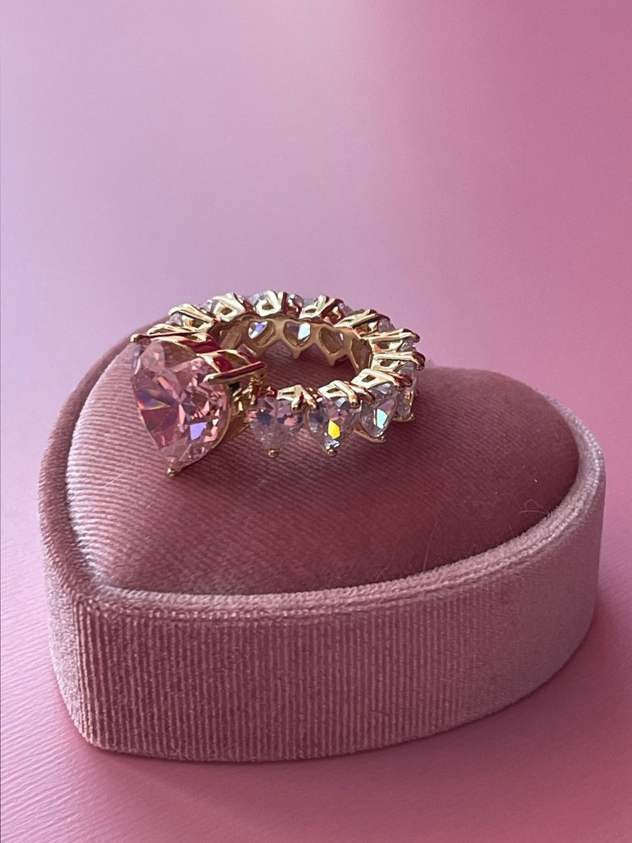 300moods's tweet photo. pink heart crystal ring 💞 https://t.co/4zaTsIoY5N