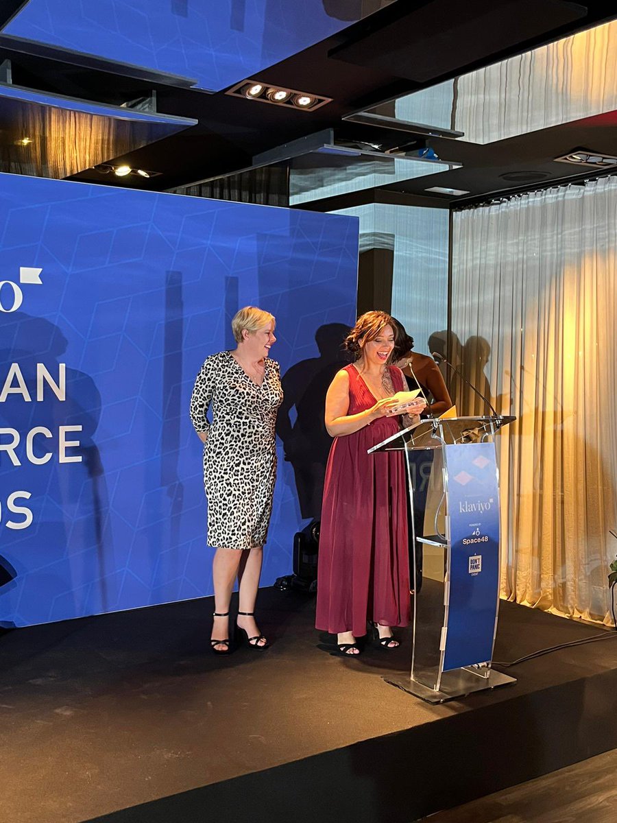 moni9ue's tweet photo. #EUeComAwards @WunThompson @WunThompsonRSA Large Agency of the Year! Winner winner chicken dinner!!! https://t.co/twVdsEQr0T