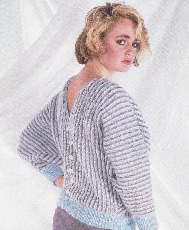 DDCrochetDesign's tweet photo. Excited to share this item from my #etsy shop: Vintage 1980s V Back Knitted Cardigan PDF Knitting Pattern Instant Download #knitting #sewing #knit #knittingpattern #vback #vintageknit #vbackcardigan #backbutton #vintageknitting https://t.co/Blk2g91ERk https://t.co/dwv5PTzcnt