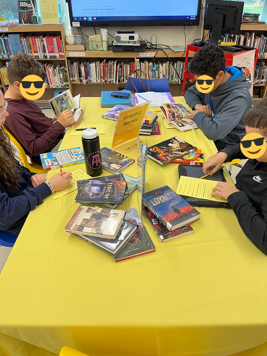 VWLibrarian1's tweet photo. 1st Booktasting of the year in the VW JHS Library with @vwmrsholst students. #books @WJrLibrary @WCSDEmpowers #wcsdlibraries https://t.co/w8RPSPpttD