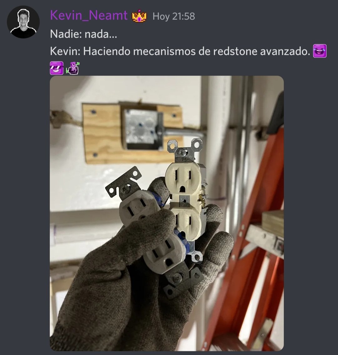 FanticMeta's tweet image. Se le ve trabajador a nuestro CEO 🥱