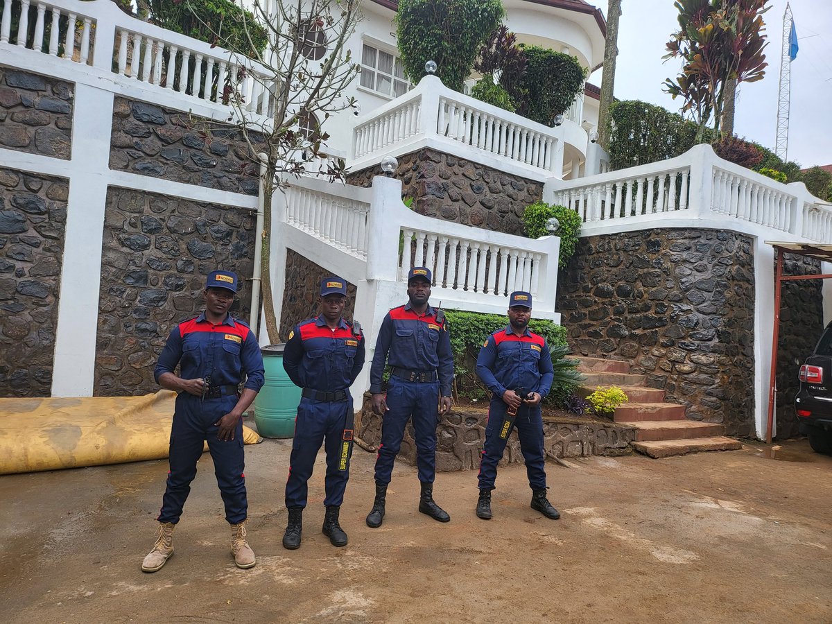 speedsecurit's tweet photo. Nous disons Merci à l'honorable @VitalKamerhe1 d'avoir fait confiance à la société de gardiennage Speed Response Security pour la sécurisation de sa résidence à Bukavu un leader qui encourage l'entreprenariat local en recourant à leur expertise un Exemple à suivre. https://t.co/SBk5owbDqN
