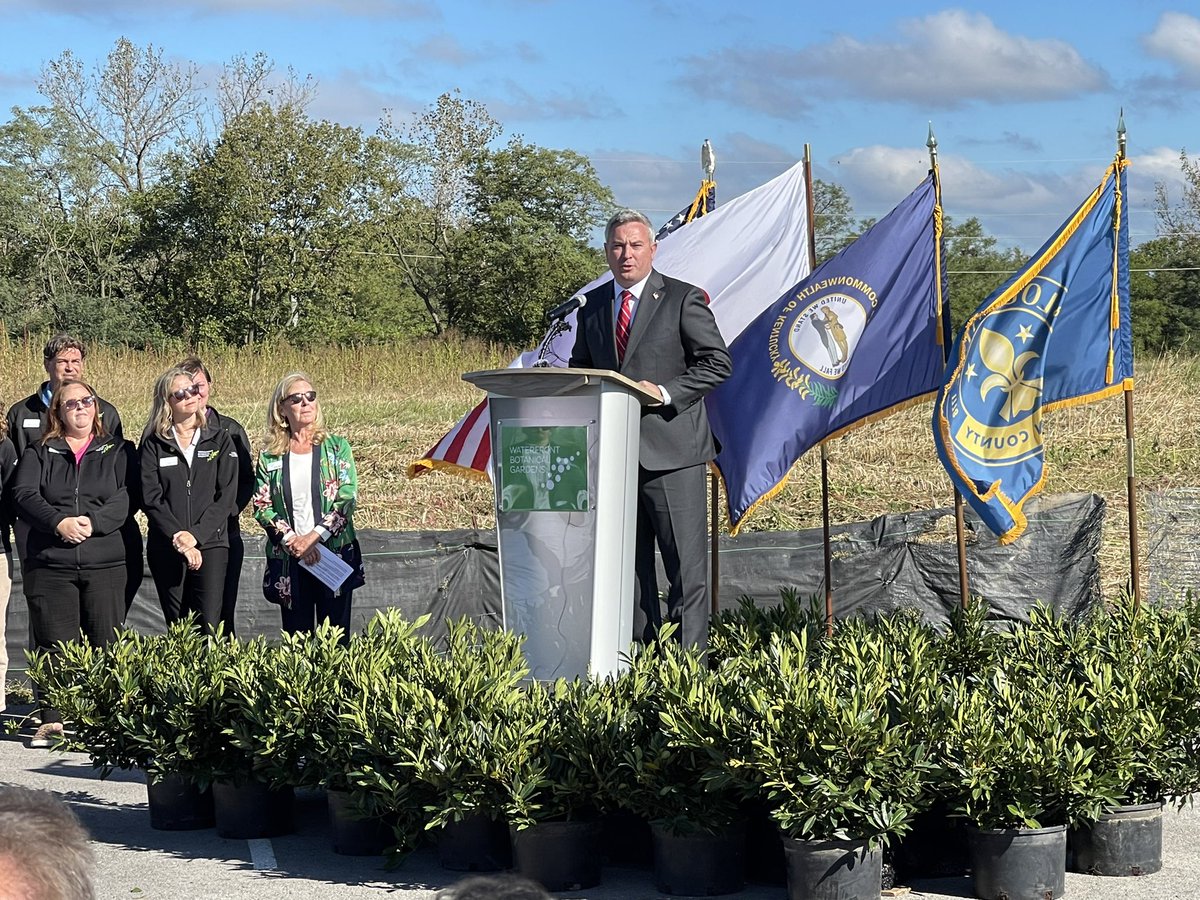 KYAgCommish35's tweet photo. In 2017, I attended the groundbreaking of the Graeser Family Education Center and Gardens in Louisville. Today, we gathered together once again at that site for a groundbreaking of the Waterfront Botanical Garden’s $22 million Japanese Garden addition. https://t.co/B2dYqoAM4x
