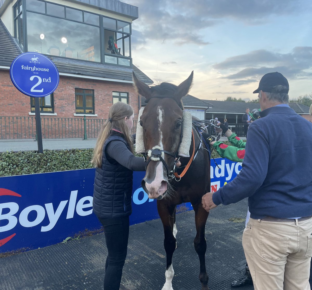heather__downey's tweet photo. Great week last week for us @PatDowneyRacing ๐๐ฅ
๐ฅPenny Jar - Winner of a 2m4f handicap hurdle @ListowelRaces
๐
Little Big Rocky - 4th in the โฌ100k 2m Handicap Hurdle @ListowelRaces.
๐ฅCompany Keeping - 2nd beaten a neck over 6f @Fairyhouse
#PatDowneyRacing #FlyingForm https://t.co/xo9W5N3hd4