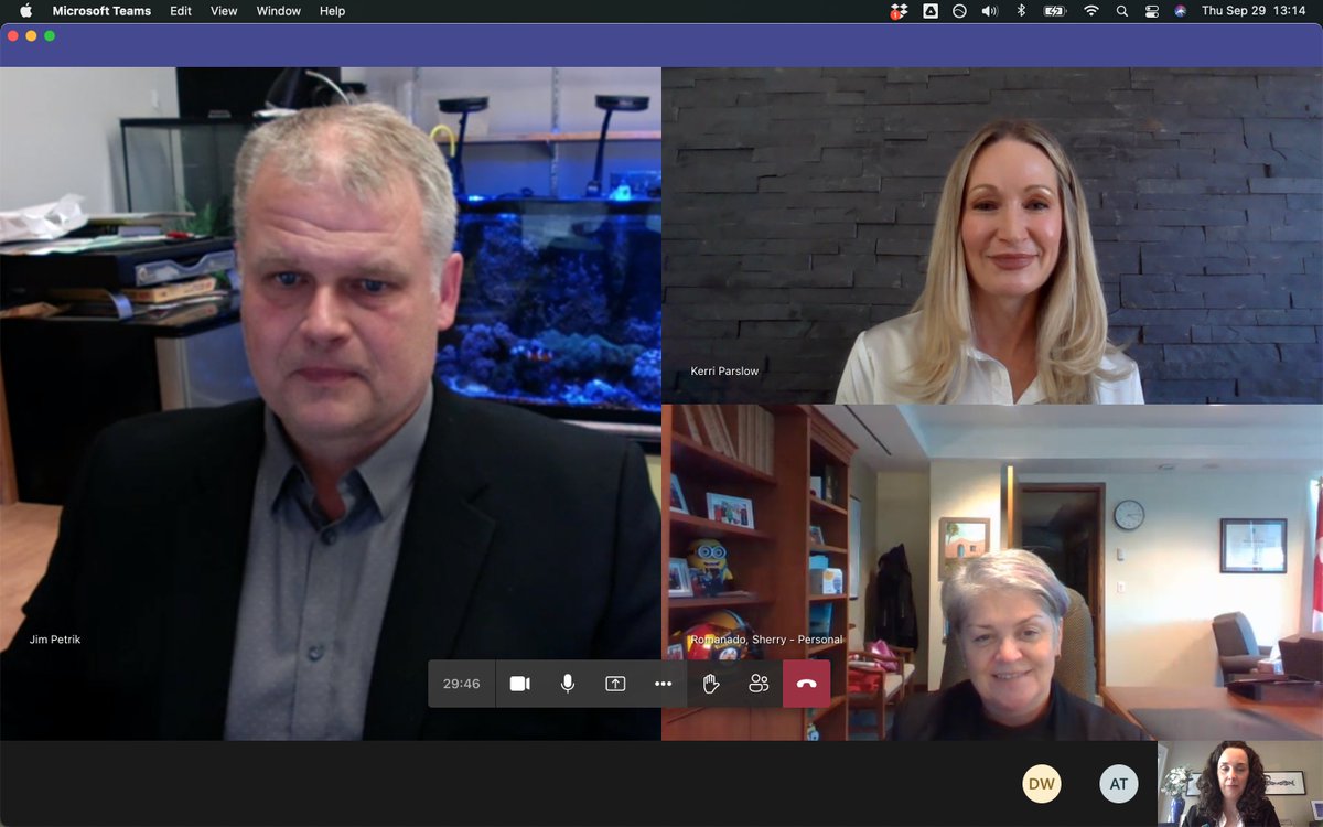 Erin Barrett tweet media