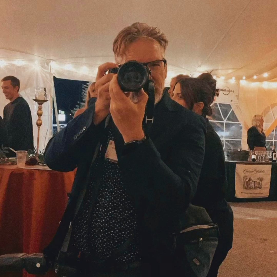 SupportTheVic's tweet photo. It's Throwback Thursday, &amp; we're putting the lens on Ian McCausland @ianmcc, who has been our Miracle Garden Photographer for a number of years.📸
Thank you, Ian, for capturing our community's connection &amp; supporting mental health. 
#VicMiracleGardenParty #WinnipegPhotographer https://t.co/e6LNQaRM4E