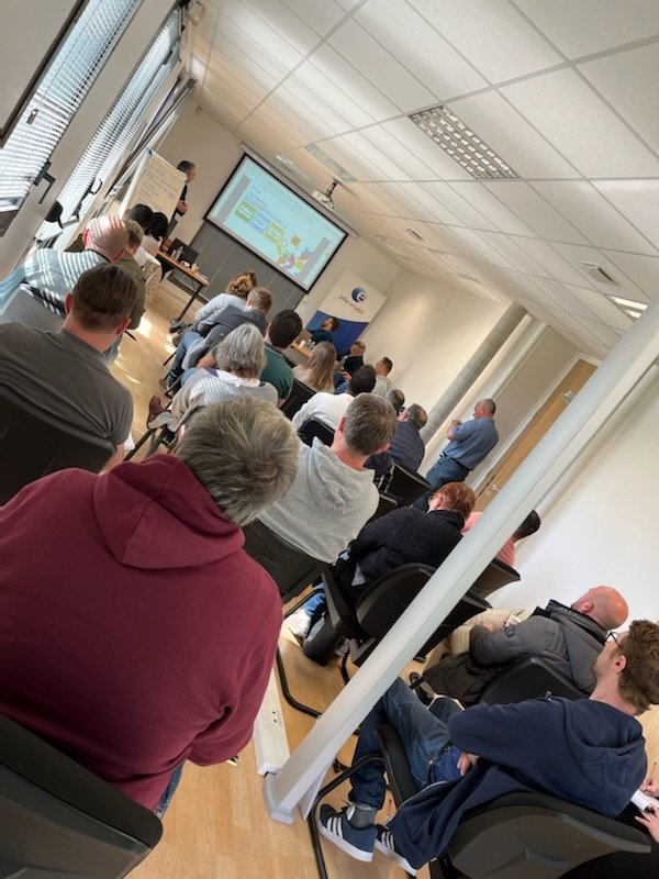 #RESTART #Amiens @poleemploi_HDF Clôture de cette semaine riche en échanges entre les partenaires et 35 demandeurs d'emploi autour de la création d'entreprise.  Merci à  la @CCIAmiens <a href="/CMAFrance_/">CMA France</a> <a href="/BGE_Picardie/">BGE Picardie</a> @PositivePlanet_ <a href="/urssaf/">Urssaf</a> #InitiativeSomme <a href="/banquedefrance/">Banque de France</a>