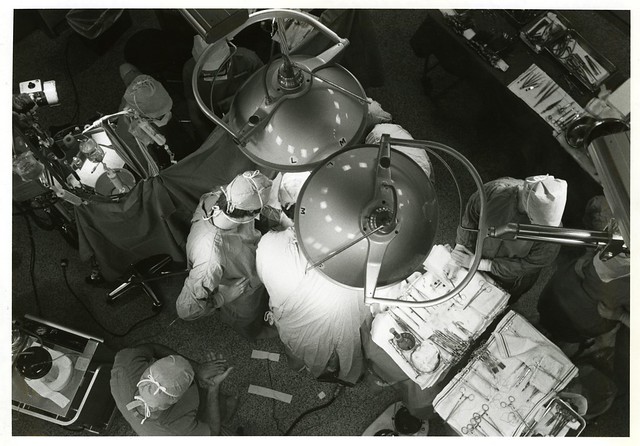 Did you know the world’s first #KidneyTransplant in a patient with diabetes was performed at the U of M in 1968 by Dr. John Najarian and his transplant team?

In the 1970s, the U of M was the only place in the nation where patients with #diabetes underwent such transplants!