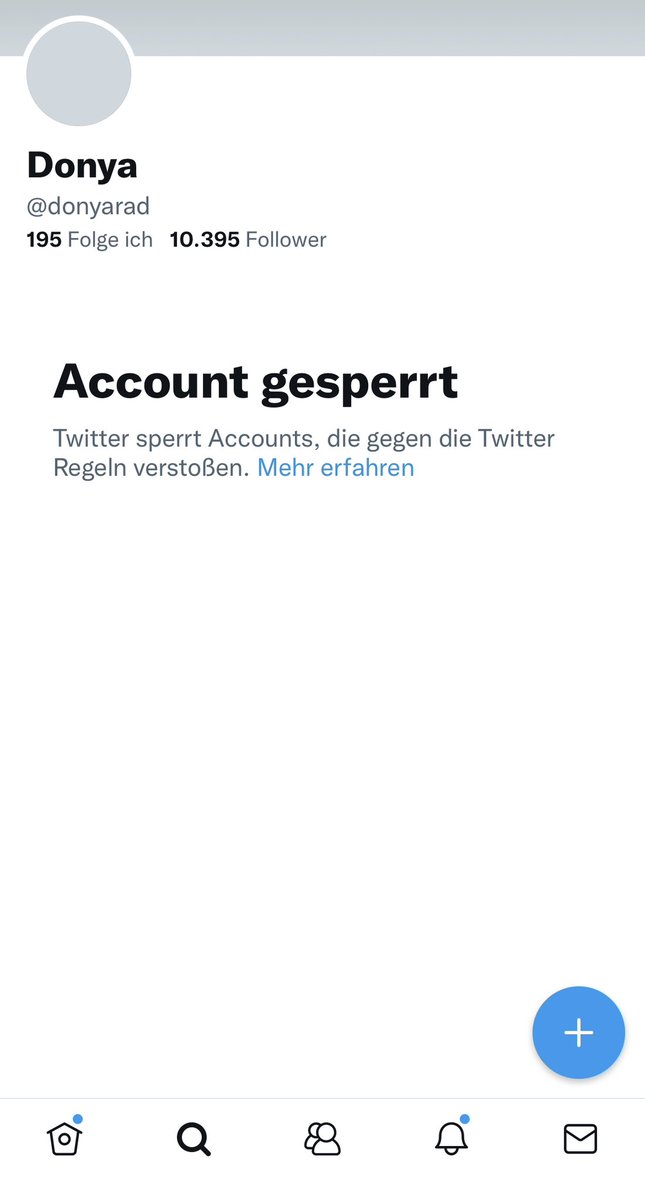 Ich hatte dieses Foto gestern gezeigt, heute ist <a href="/donyarad/">Donya</a>, die das Foto postete, verhaftet worden. Und ihr Account gesperrt. Wie kann Twitter zulassen, dass ihr Account gesperrt ist, aber der von <a href="/khamenei_ir/">Khamenei.ir</a> nicht? Bestimmt Islamische Republik Twitterregeln?