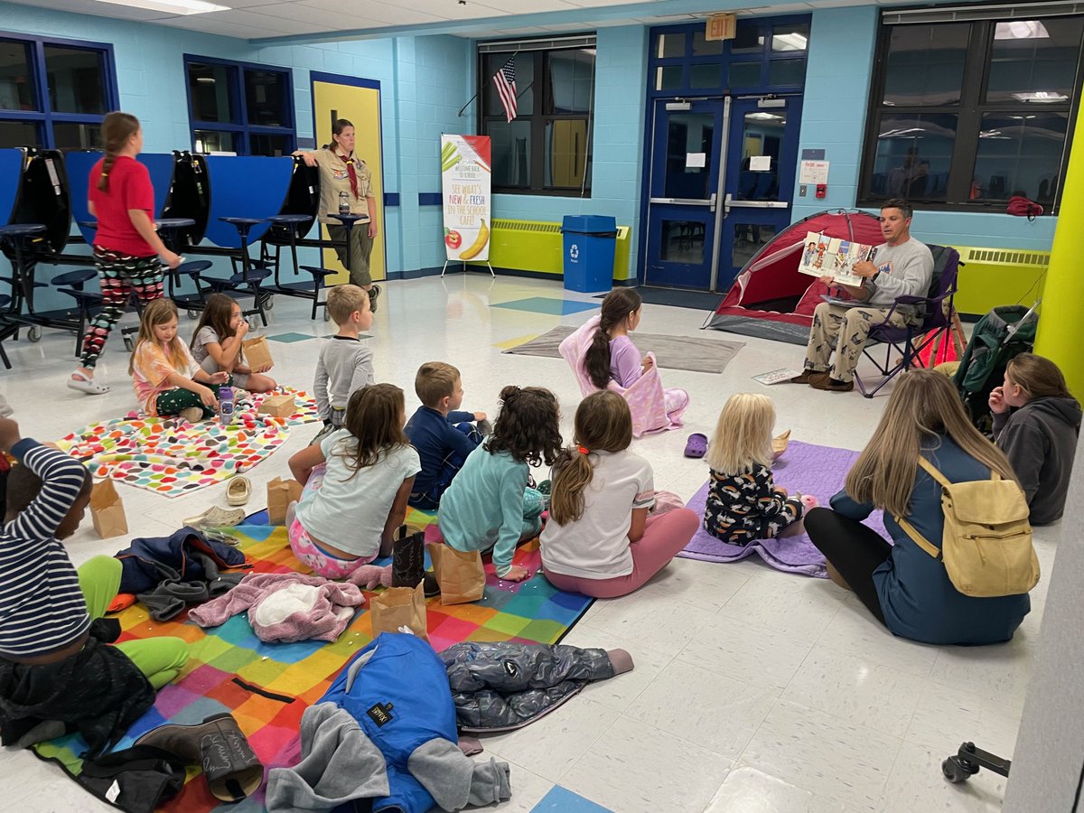 ShermanSchoolCT's tweet photo. SPTO PJ &amp; Popcorn and Book Fair Night was a big success!! Thank you to all who attended. https://t.co/3cyf7vwggo
