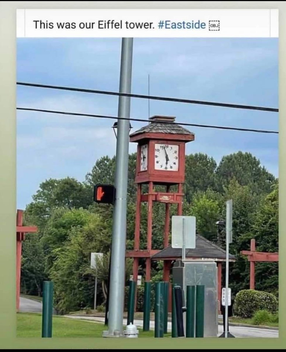 Yessir041's tweet photo. Dats my hood!!.. #Redanrd #stonemoutain #mainstreet https://t.co/GN3jjG7jMd
