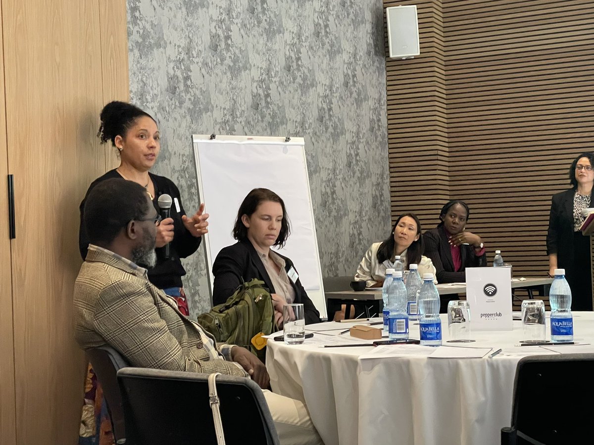 Spdpleroux's tweet photo. #AfroSurg3 : Day 2🙌
1.) Identifying &amp; understanding communities to include in surgical networks
2.) Communities as change agents in surgical policymaking

Multiple excellent discussions: from lessons learned from HIV activism in 🇿🇦, to The Role of the Community in Surgery in 🇬🇭 https://t.co/qmogrItODu