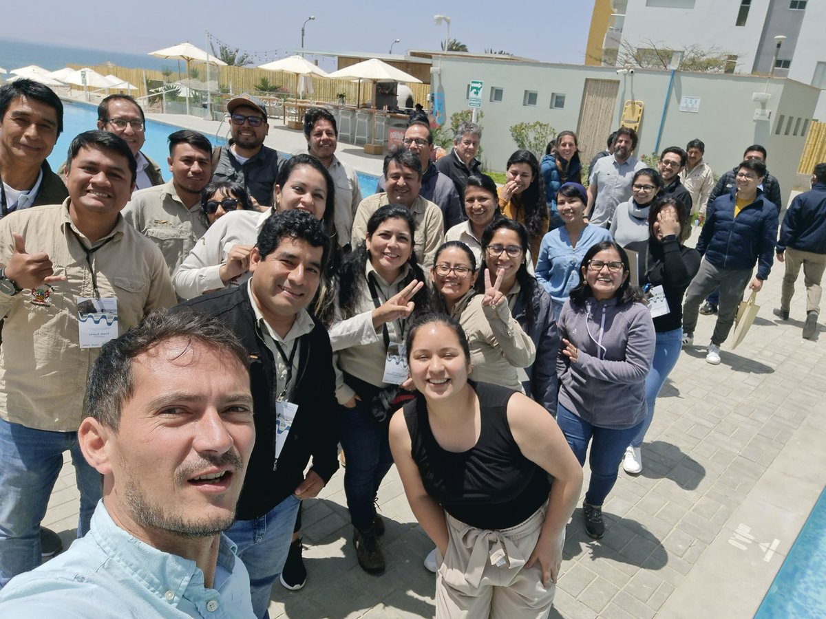 MarcoRuizSe's tweet photo. Empezando los talleres de género y gestión ambiental y social junto con 4 áreas naturales protegidas del ámbito marino costero del Perú @SERNANP y socios estratégicos @ImarpePeru @spdaorg @TNCLatinAmerica @ConcienciaMarina @ConsorcioManglares #ProyectoBAF @BlueActionFund https://t.co/RYqAgKJbGd