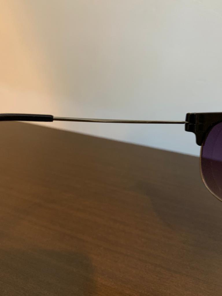 Jazz_Lee58's tweet photo. @Flipkart *SCAM ALERT*
I ordered Ray Ban Rb3016 w0365 &amp; I received a FAKE product(see pics). There is no Ray Ban authentication on it. I put in d return request &amp; it was denied. I am never ever buying anything again from Flipkart #scam #raybanscam #flipkartscam #noaccountability https://t.co/MXKrc7xy4o