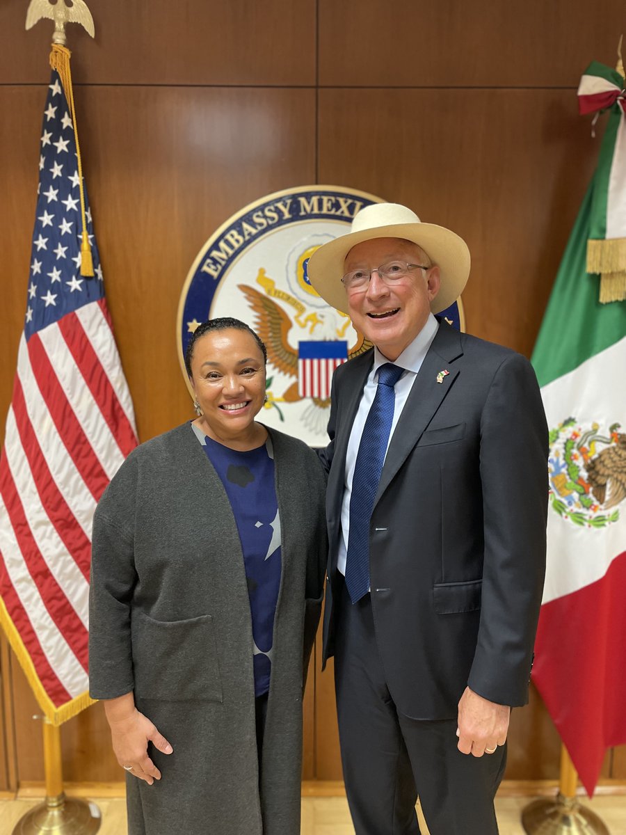 NEAarts's tweet photo. Scenes from @NEAarts Chair Jackson's participation in #Mondiacult2022 incl visits w/ U.S. Ambassador to Mexico Ken Salazar; Canada Minister of Culture Pablo Rodriguez + Mexico Secretary of Culture Alejandra Frausto; the @NEAarts International team Mike Orlove + Guiomar Ochoa. https://t.co/vyDjSlBirl
