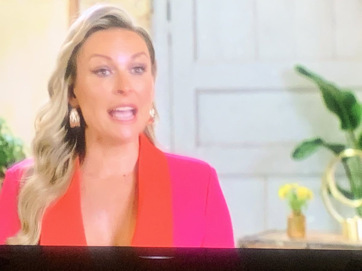 IndeedItsMark's tweet photo. Nooooooo! This is the wrong decision. 

All this decision proves is that the show is not an experiment in love and ‘marriage’. 

The science bit is bogus. It’s just simply now about fame hungry 30somethings and a show that is just after ratings. Very disappointing 

#MAFSUK https://t.co/CoPlP10k93