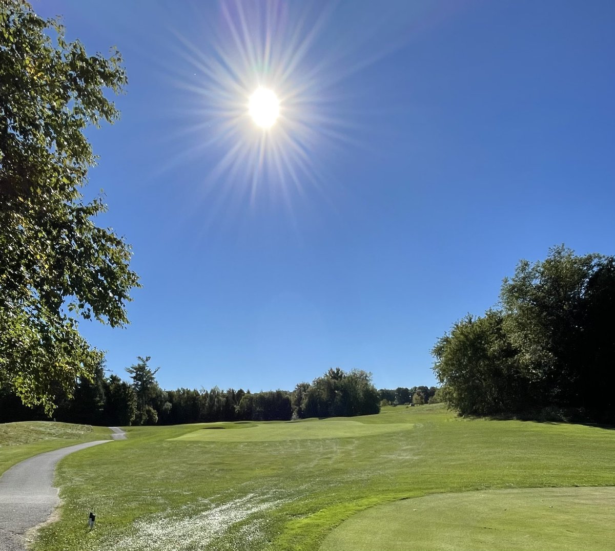 Dohboy6969's tweet photo. Thirsty Thursday! Beauty day..last round o the year? π€π€·π»ππ»β³οΈππ»ββοΈ#WorkTourney #GoodTimes #SCRSA https://t.co/MaILpHcmvt