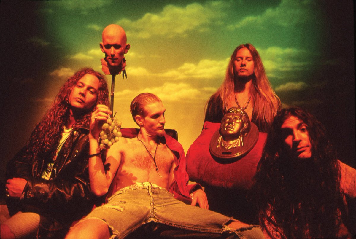Alice in Chains tweet media