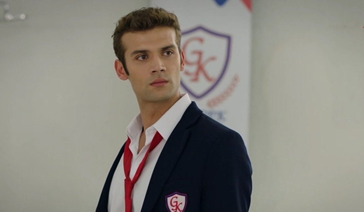 kimsenin aşk hayatının çetelesini tutmuyorum diyen Kanat 👉👈
#DuyBeni #EkKan