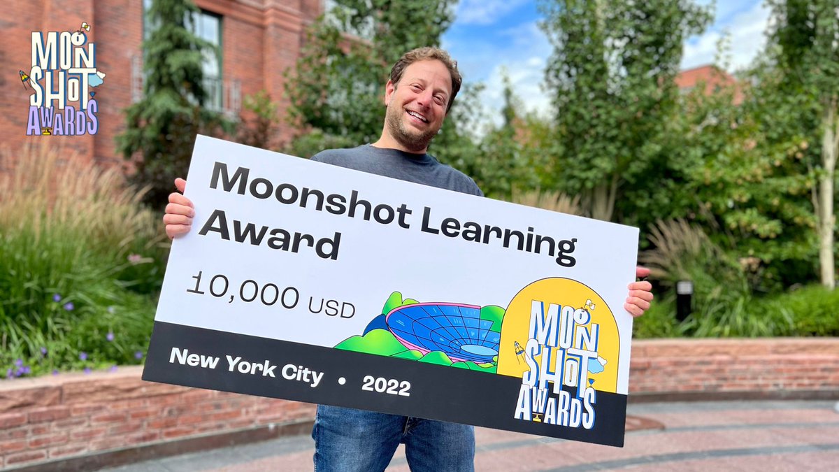 MoonshotPlatf's tweet photo. Overjoyed to have Philanthrepreneur, Pete Kadens, founder of @HopeChicagoEdu encourage creative young minds making a difference!
Moonshot is giving away $100K in awards to make your innovative idea take flight! Apply by Oct 5 at link in bio!ππ#MOONSHOTxAF #SDGs #ImpactHacker https://t.co/85F0Sv6uyF