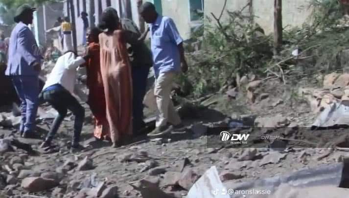Lily36251020's tweet photo. The joint #Fascit #IsaiasAfwerki &amp; #AbiyAhmedAli pressing on their project to decimate the people of #Tigray. The Int Community in most instances have chosen silence, creating enabling environment for #TigrayGenocide. @CNN @nimaelbagir @RAbdiAnalyst @AJEnglish https://t.co/7yeRDIfyfn