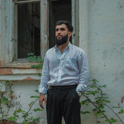 ferzel1yev's tweet photo. Neyə ümüd edib sarılsan əlində qalır, dərdimiz səbrimizə heyrandı. https://t.co/SfK6wRKBEC