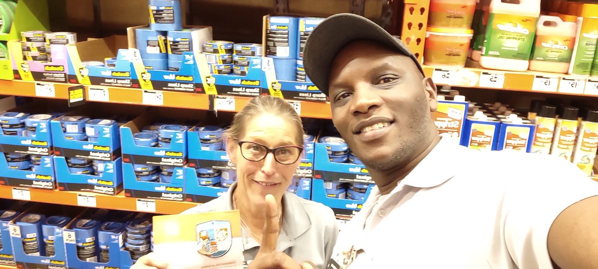 3807Met's tweet photo. Closing Q3 with a bang! Great Christmas Set as well as recognition to VOA Co- Captain Felicia for taking care of our associates as well as Nehemiah and Annette for excellent Decor' Packdown execution https://t.co/igE8mdCqFd