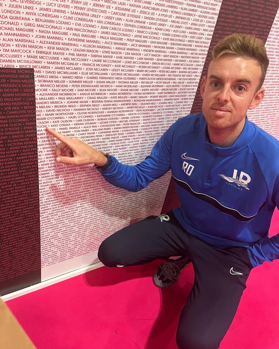 otooley30's tweet photo. After picking up my race number today it’s starting to sink in that I am actually going to be running the @LondonMarathon on Sunday 😅

If you would like to donate, link is below 🫶⬇️

https://t.co/UEVzKjQO8u

All money is going to the @KeechHospice 💙 https://t.co/gzSuFB8Ale