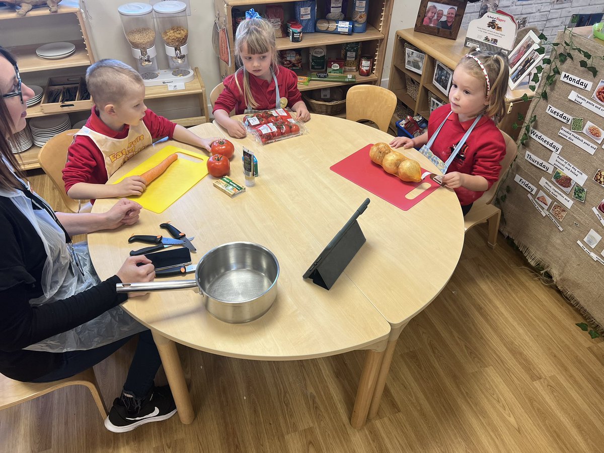 BPSnursery's tweet photo. A request to make Tomato soup this week. This time we used the ipad to search for a recipe. We looked at the pictures of the ingredients making sure we had everything we needed from the nursery larder.
Some children chose to have some soup along with lunch. #marvellousmealtimes https://t.co/p4dmOL104s