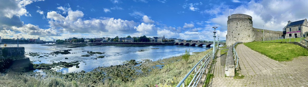 SeanRyanT's tweet photo. π #PositiveAgeingWeek #ThreeBridgesWalk πΆββοΈπΆ#ActiveCitiesWalk π
π
Fri 30th of Sept
β° 11am
π Arthur's Quay Park
π΅ Teas/Coffees afterwards βοΈ
@Limerick_ie @sportireland @LimerickCouncil
#BeActive #EuropeanWeekofSport #PostiveAgeingWeek @TheTweetyStone @LimerickMatters https://t.co/cESsvU373Q