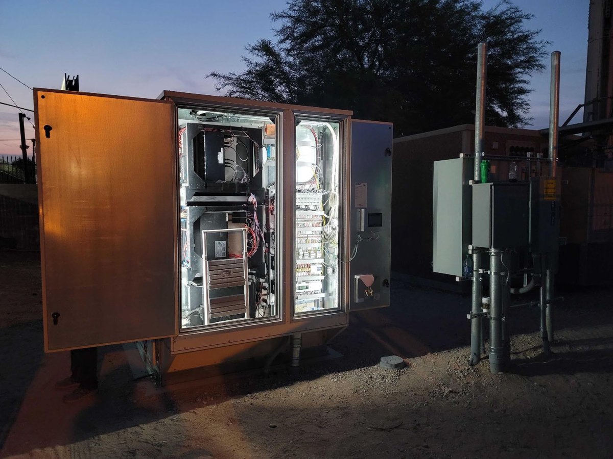 Follow the link below to discover how #dishwireless and <a href="/vaporio/">Vapor IO</a> are working together to turn the <a href="/CityOfLasVegas/">City of Las Vegas</a> into a hub for #5G #innovation. #SmartCity 
bit.ly/3dOhFuJ