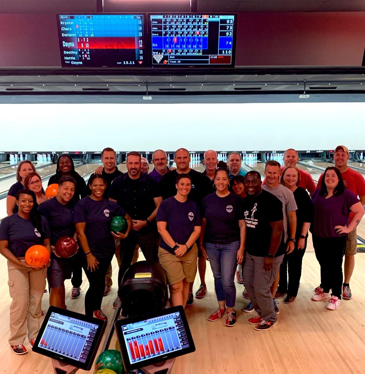 unitedwayshr's tweet photo. Shout out to the City of Chesapeake for hosting their annual bowling tournament to help raise funds for United Way! They are over halfway through their campaign and are rocking it! 🎳 https://t.co/YwzG29sLJB