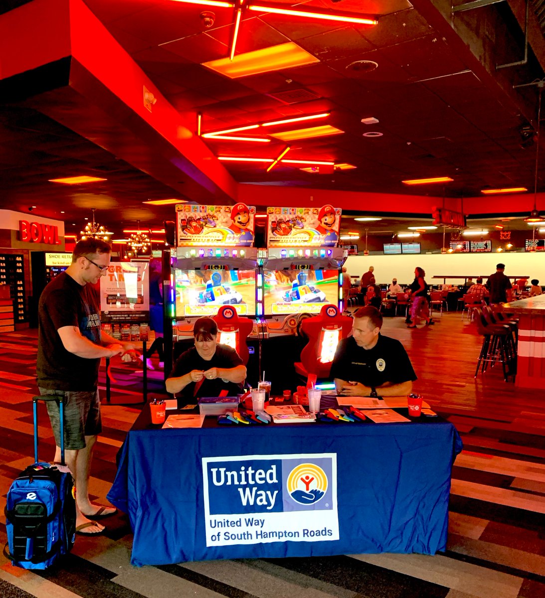 unitedwayshr's tweet photo. Shout out to the City of Chesapeake for hosting their annual bowling tournament to help raise funds for United Way! They are over halfway through their campaign and are rocking it! 🎳 https://t.co/YwzG29sLJB