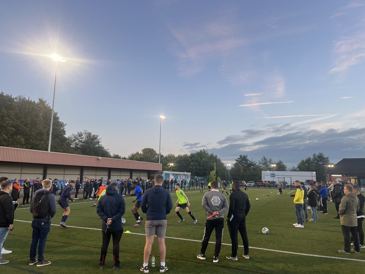 Tom Dent tweet media