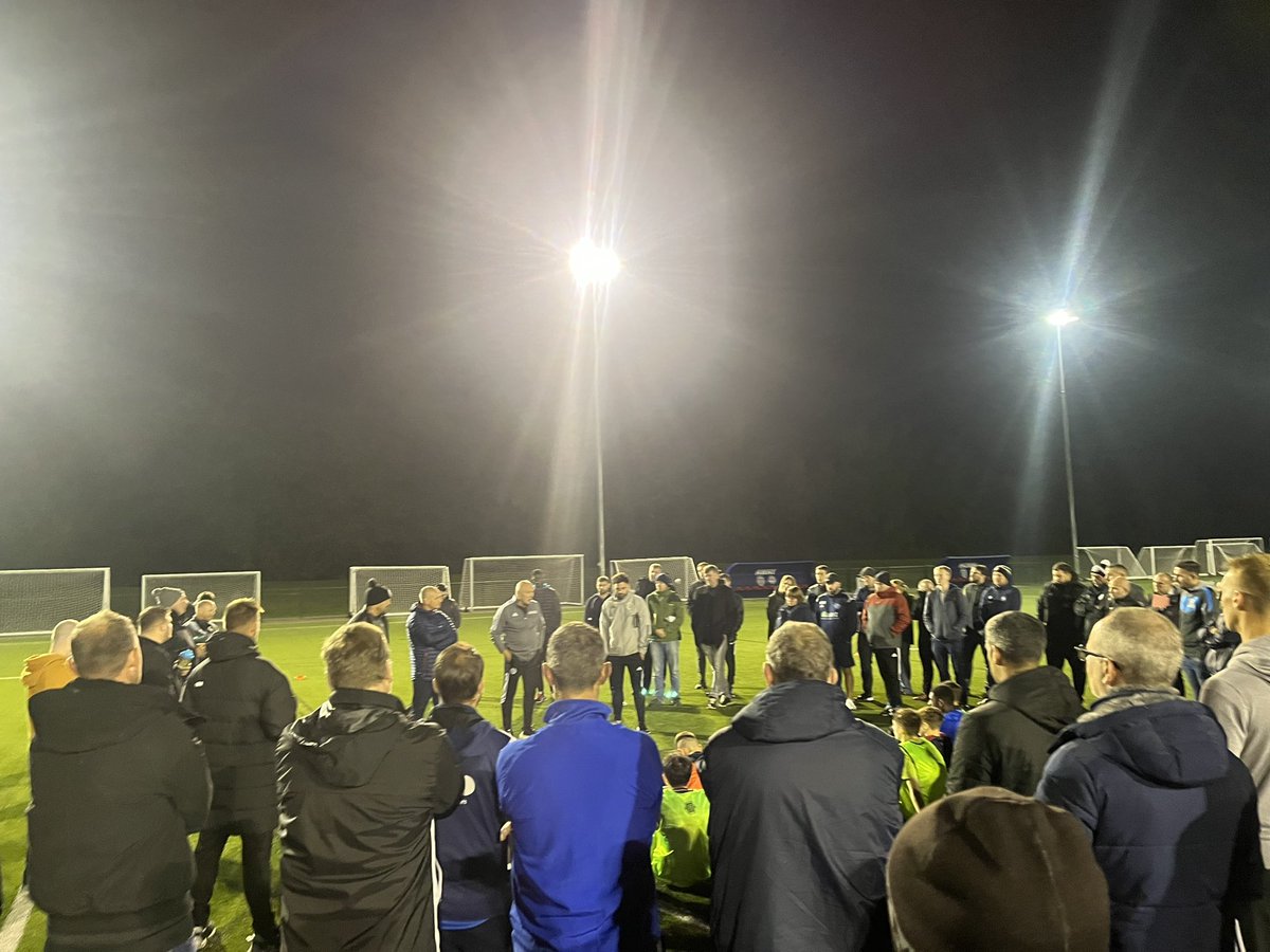 Tom Dent tweet media