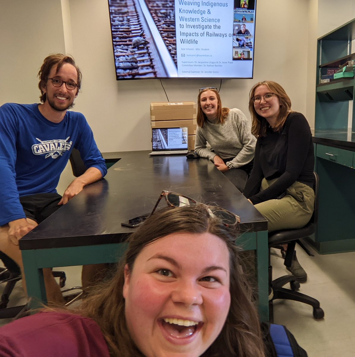 ckempers123's tweet photo. HUGE congrats to @VincenttKyle for an amazing presentation and successful MSc defence! So glad the Guelph portion of the #WISELab was able to virtually join you!! 🎉🐢🚂 https://t.co/LprtNZtJGo