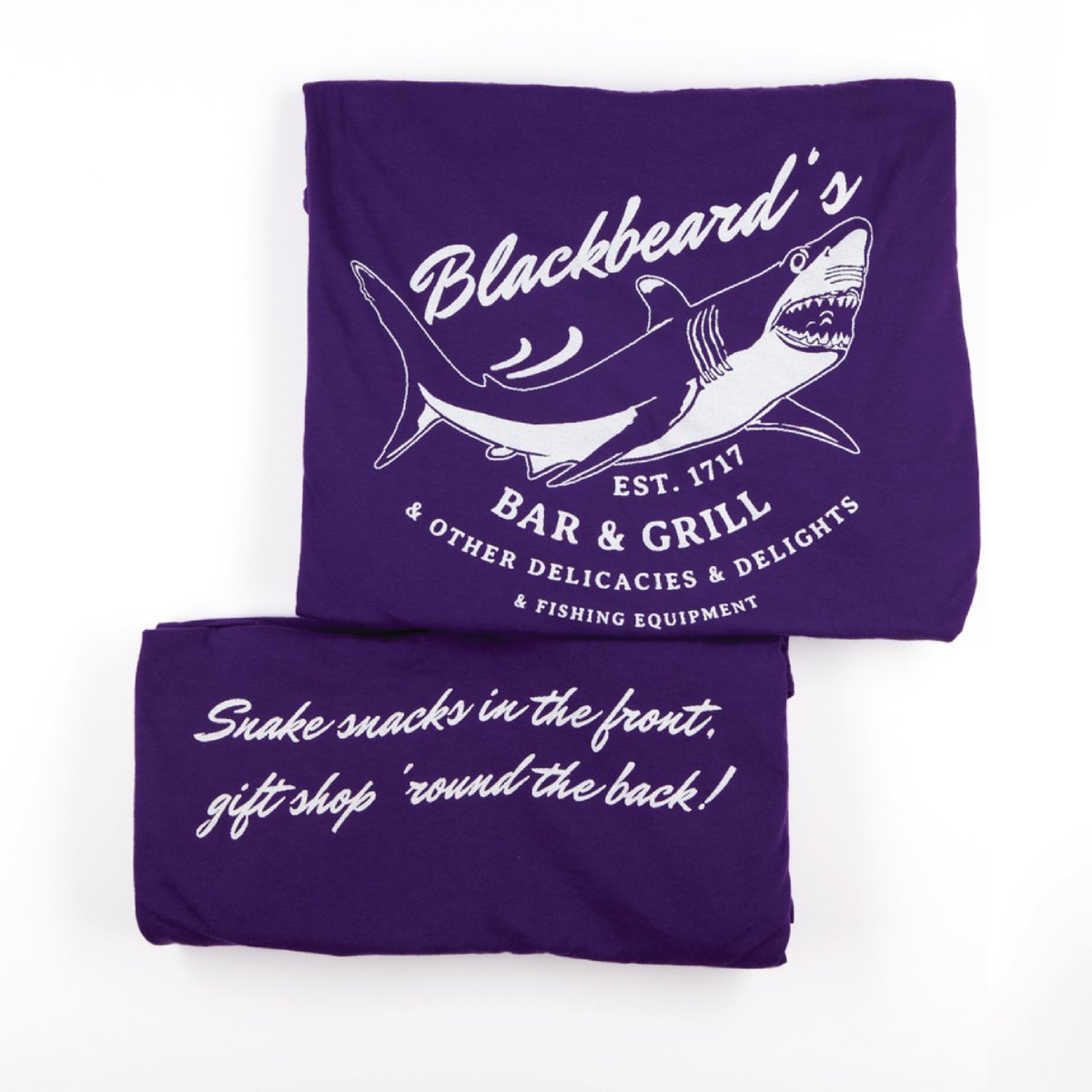 ArdaWigs's tweet photo. "Hope you enjoyed your meal, have you seen the gift shop?" 🏴‍☠️
Blackbeard's Bar &amp; Grill tees available now! 🐍
Shop now: https://t.co/lsX8ZQxOkm

#ardawigs #ourflagmeansdeath #snakesnacks https://t.co/ADbW3FCkXl