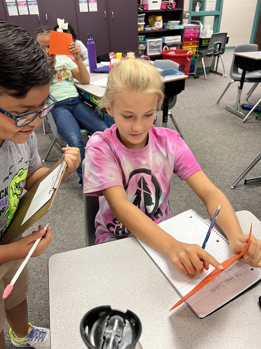 amadormbe's tweet photo. βHi can I take your order?!β We had a few minutes to practice adding and subtracting decimals by waiting tables. @HumbleISD_MBE #mbeisfamily #mbebears https://t.co/mYLTbnAj4Z