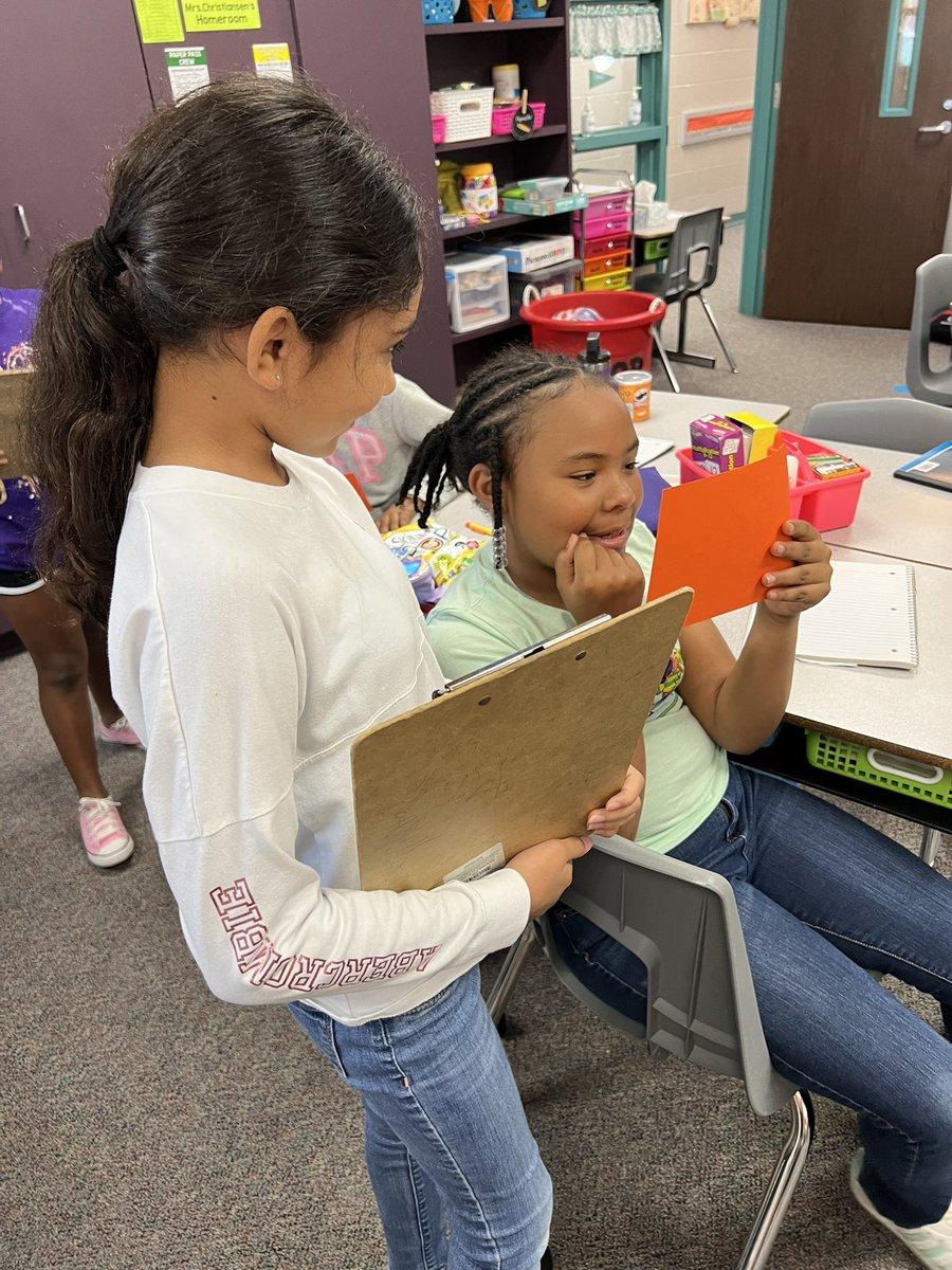 amadormbe's tweet photo. βHi can I take your order?!β We had a few minutes to practice adding and subtracting decimals by waiting tables. @HumbleISD_MBE #mbeisfamily #mbebears https://t.co/mYLTbnAj4Z
