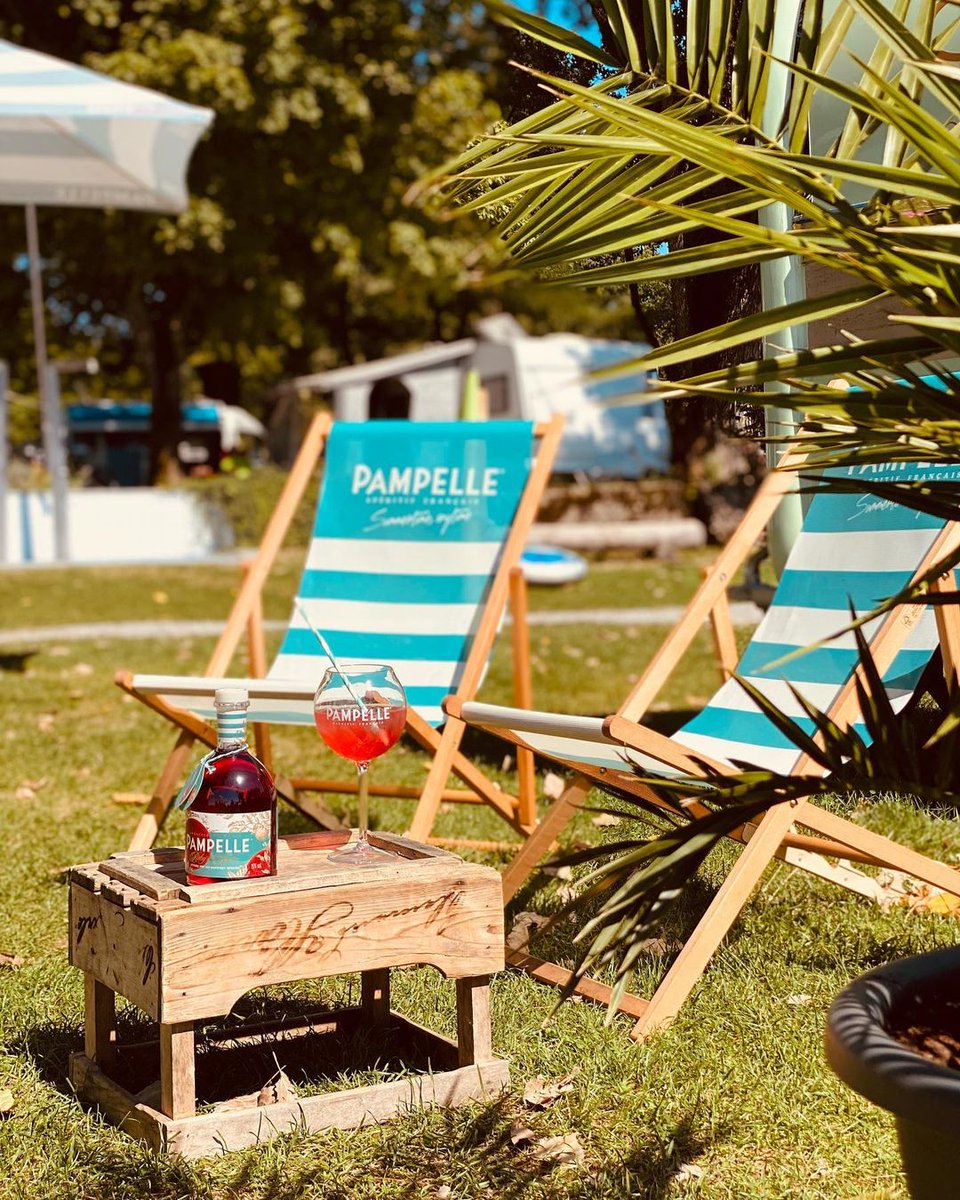 pampellerubyred's tweet photo. Bring the Summer and French Mediterranean vibes to you🌼
Taste the French Mediterranean, Anytime with Pampelle
.
.
.
#SummertimeAnytime #PampelleAperitif #Pampelle #RubyRedGrapefruit #PampelleTonic #PampelleRubyRose #PampelleSpritz #PampelleSour #FrenchNegroni #PampelleRubyRed https://t.co/SrNMapl7Dc