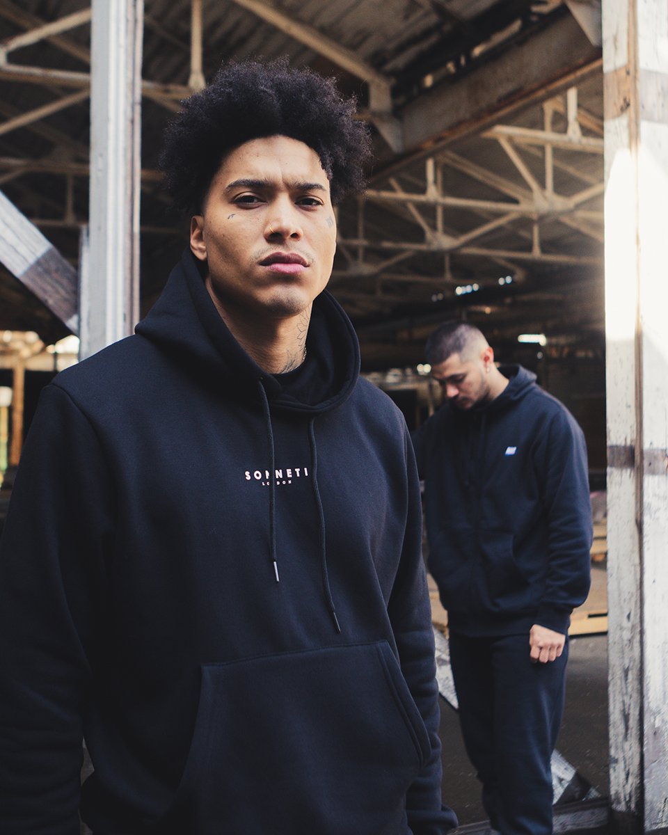 FinishLine's tweet photo. End the day with some clean fit options from #Sonneti. 

Dope styles straight from #London. https://t.co/UrIkDvhVm1 https://t.co/TobV8ycYeO