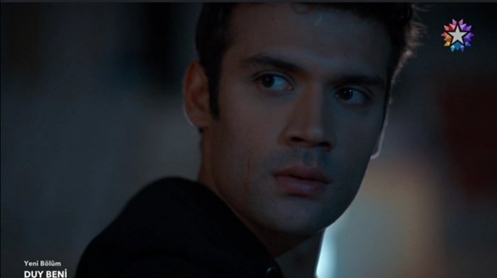 Lise dizisi diye izlediğim dizide her halt oluyor bi bebek olayımız eksikti zaten. Olum dizide gülüp eğleneceğimiz doğru düzgün sahne yok. #DuyBeni #içimizdekiateş