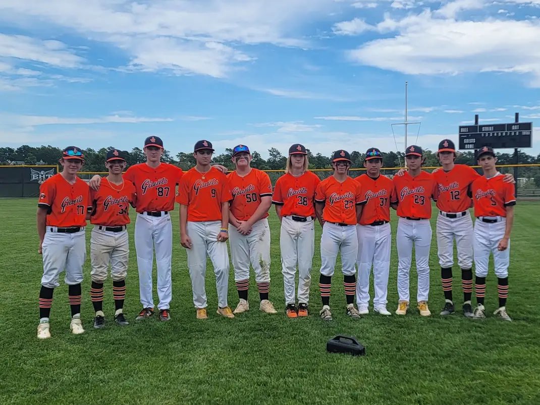 JerseyGiants51's tweet photo. Jersey Giants 16U Black this past weekend in Perfect Game. #jerseygiants #onegiantfamily #perfectgame #jerseygiantsbaseball #falltournament https://t.co/KujbfXd4qV