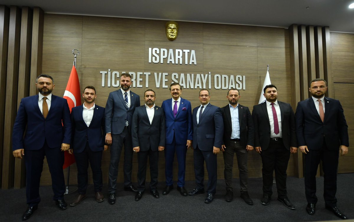 ISPARTAGGK's tweet photo. İş Dünyası Türkiye Odalar ve Borsalar Birliği Başkanımız Sayın @RHisarciklioglu ’nu ağırladı.
İçinde birbirinden farklı 11 Kurumu barındıran,inşaat Temelide Sayın Rifat Hisarcıklıoğlu tarafından atılan 
EKONOMİ KAMPÜSÜ ve
TOBB Arabuluculuk Uyuşmazlık Çözüm Merk. Açlşı gerçekleşti https://t.co/MKPQ2IScw6