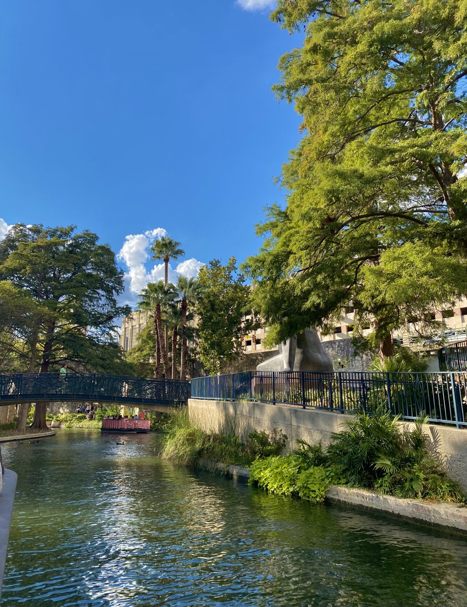 MeetinSA's tweet photo. San Antonio welcomes @MedSurgNurses for their 31st Annual Medical-Surgical Nursing Convention!
Make sure to use the #AMSN22 on Facebook, Twitter, Instagram and LinkedIn to join the social media conversation. #VisitSanAntonio #AMSN #MedSurg #Nursing #MedSurgNursing https://t.co/uzbwbk7BTU