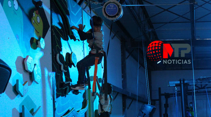 MTPNoticias's tweet photo. #ADondeIr | #TheMins: llega a #Puebla el nuevo centro de aventuras para niños; aquí detalles

🔗 https://t.co/1i2RtJREqV https://t.co/eKGoYK5IYQ