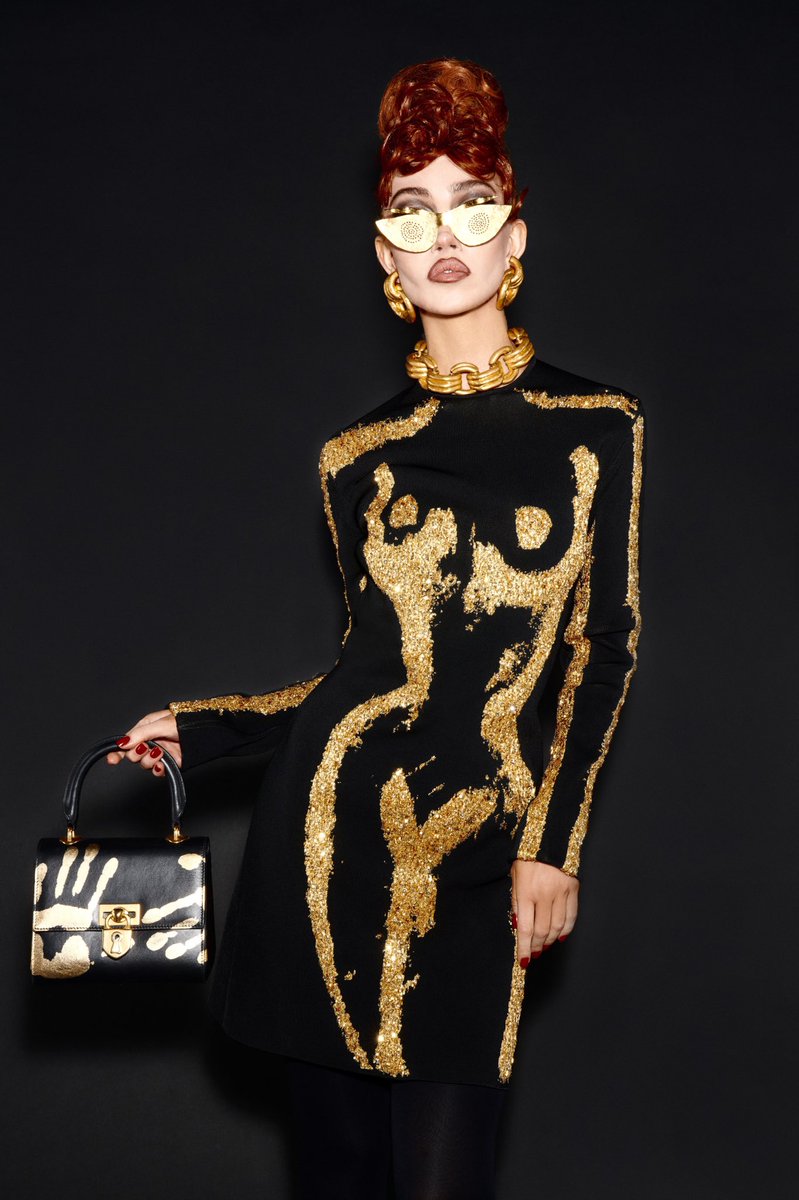vauntlaurent's tweet photo. i literally cannot emphasize enough how desperately i need all these looks from schiaparelli https://t.co/WcrseAi0bq